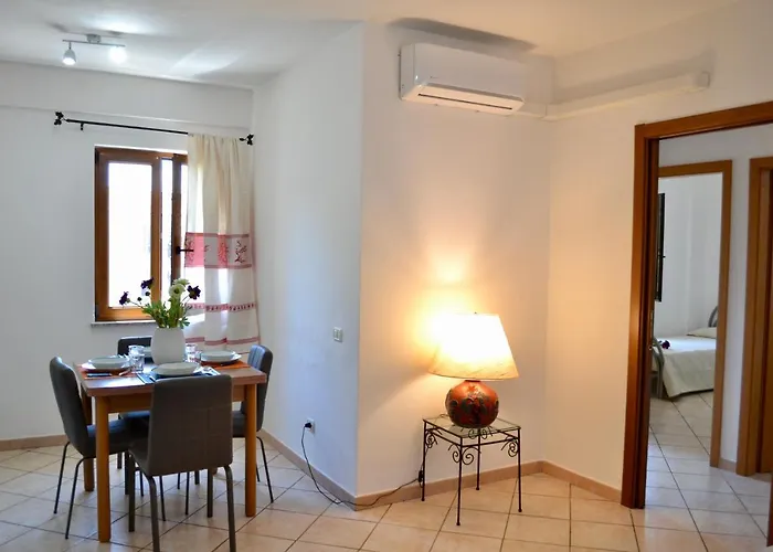 Acquedotto 5d Apartment *